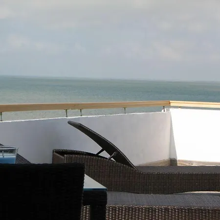 La Maison Sur L'eau 4*