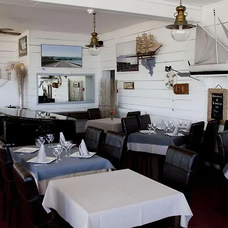 La Maison Sur L'eau Hotel