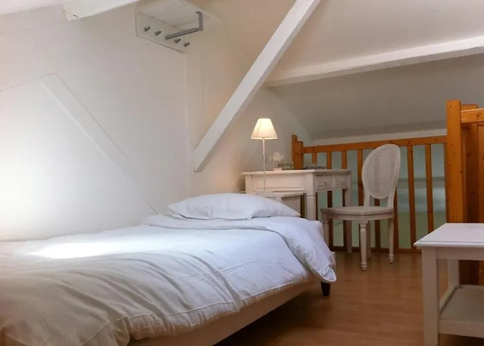 Hotel La Maison Sur L'eau