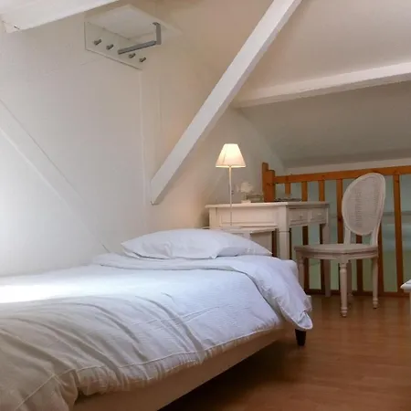 Hotel La Maison Sur L'eau